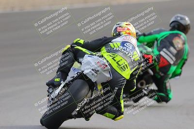 media/Dec-17-2022-SoCal Trackdays (Sat) [[224abd9271]]/Turn 10 Backside (120pm)/